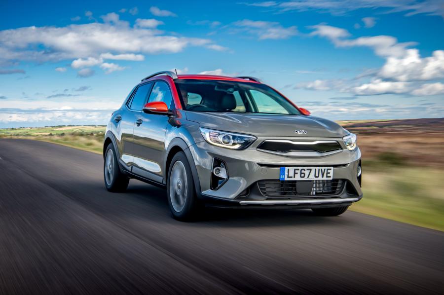  Kia Stonic First Edition 2017 года  (UK) (фото 17 из 48)